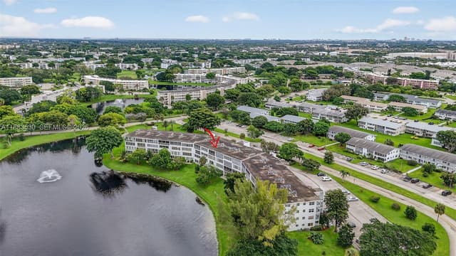 2009 N Farnham N # 2009, Deerfield Beach FL 33442 - Deerfield Beach, FL - Photo 3