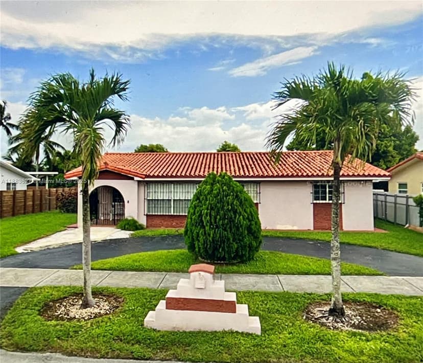 8947 SW 12th St, Miami FL 33174