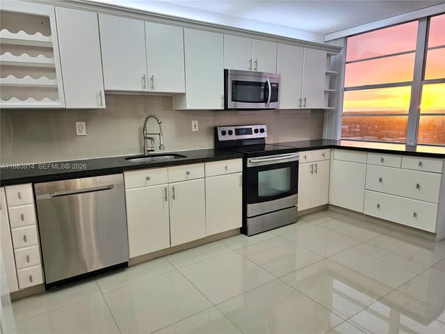 18051 Biscayne Blvd # 1204, Aventura FL 33160 - Aventura, FL - Photo 7