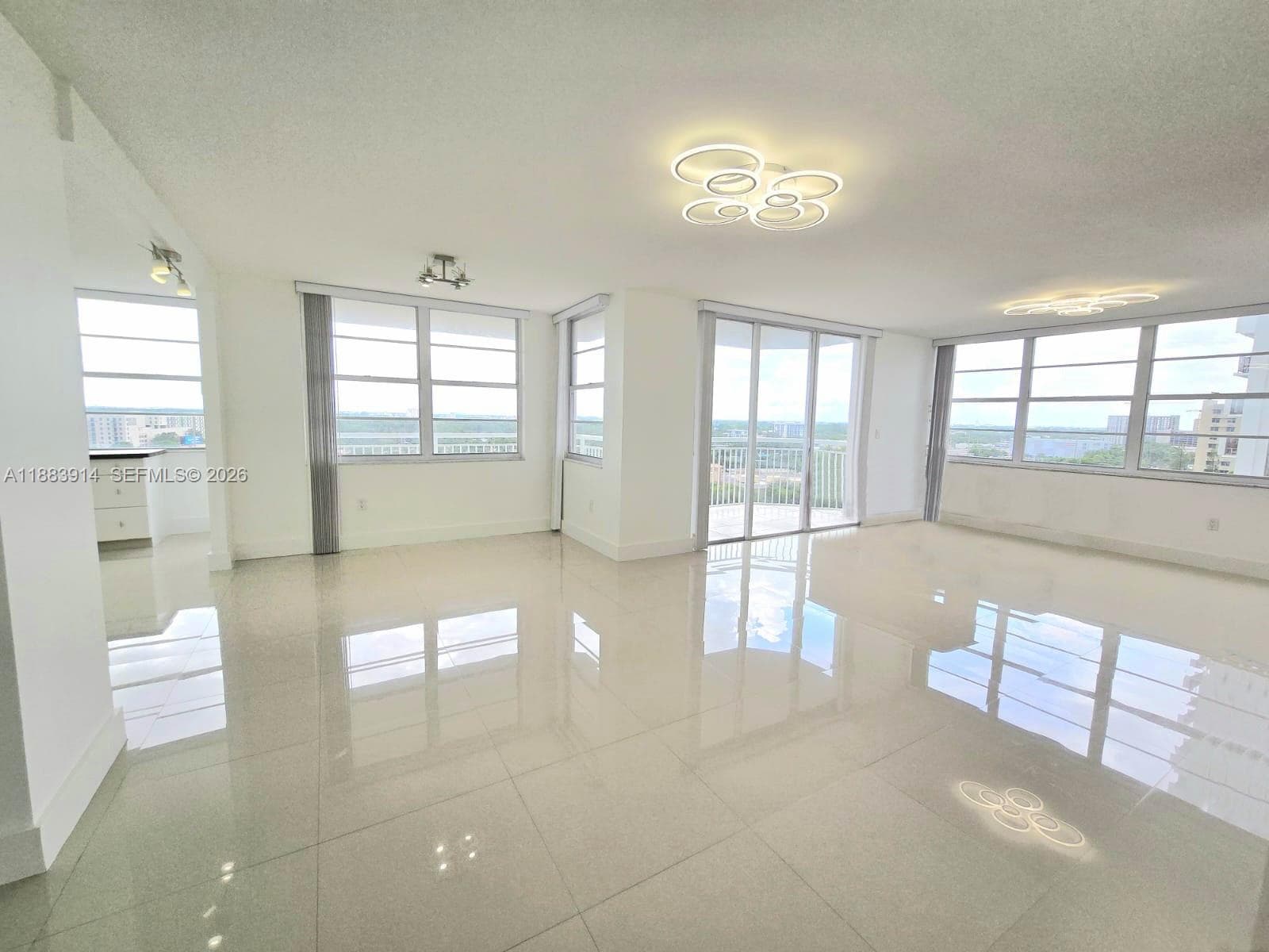 18051 Biscayne Blvd # 1204, Aventura FL 33160 - Aventura, FL - Photo 1