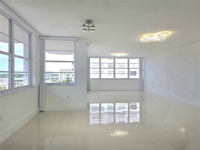 18051 Biscayne Blvd # 1204, Aventura FL 33160 - Aventura, FL - Photo 5