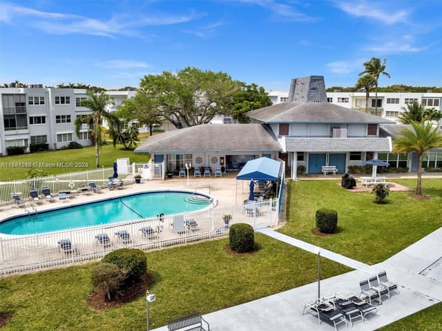 2300 Park Ln # 211, Hollywood FL 33021 - Hollywood, FL - Photo 5