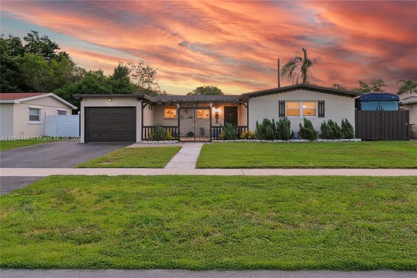 421 SW 64th Way, Pembroke Pines FL 33023