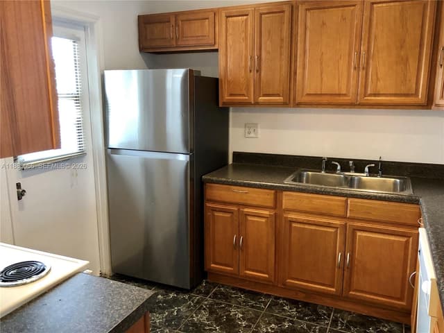 8121 SW 24th Ct # 304, Davie FL 33324 - Davie, FL - Photo 4