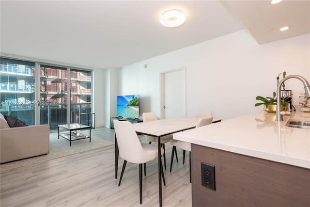 55 SE 6th St # 3403, Miami FL 33131 - Miami, FL - Photo 4