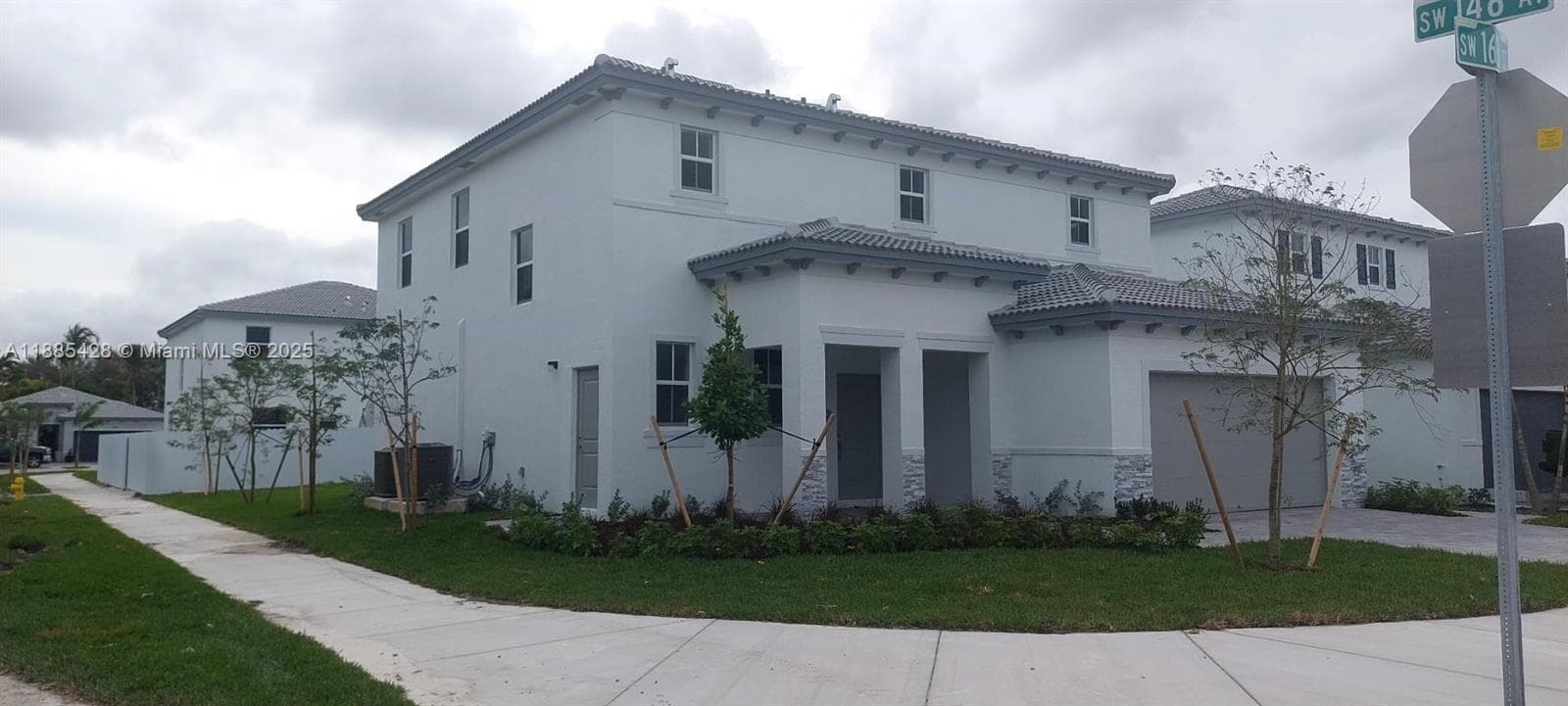 14806 SW 163rd St, Miami FL 33187