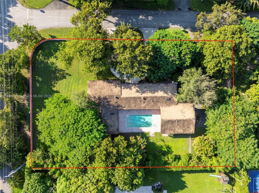 6201 SW 114th St, Pinecrest FL 33156