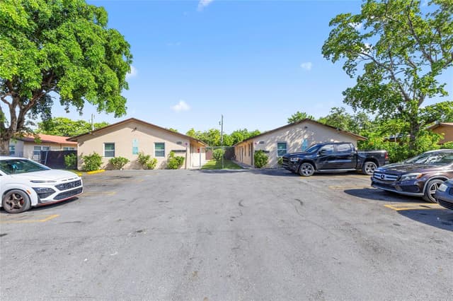 229 NW 12th Court, Pompano Beach FL 33060 - Pompano Beach, FL - Photo 2