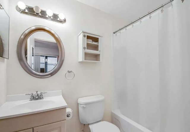 223 Flanders, Delray Beach FL 33484 - Delray Beach, FL - Photo 4