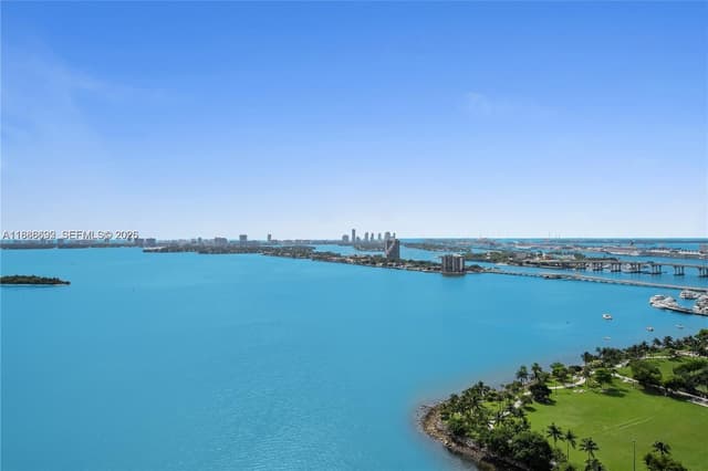 2020 N Bayshore Dr # 2702, Miami FL 33137 - Miami, FL - Photo 5