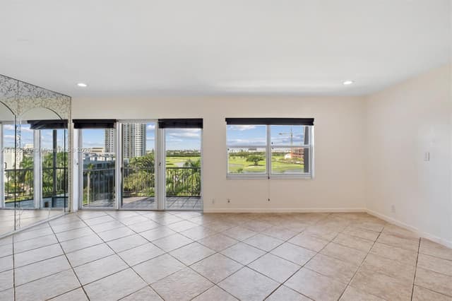 200 Diplomat Pkwy # 825, Hallandale Beach FL 33009 - Hallandale Beach, FL - Photo 5