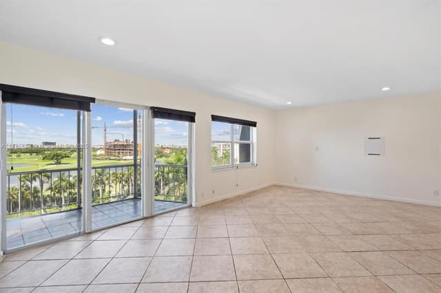 200 Diplomat Pkwy # 825, Hallandale Beach FL 33009 - Hallandale Beach, FL - Photo 4