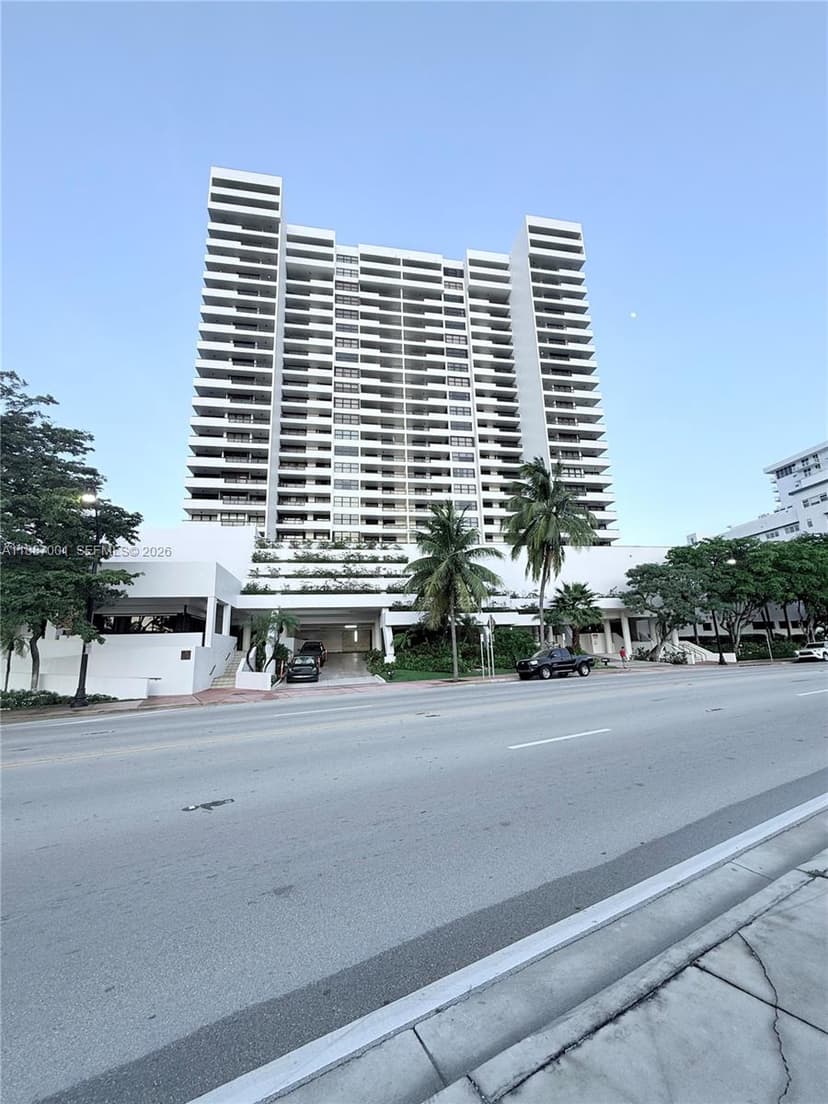 2555 Collins Ave # 2112, Miami Beach FL 33140
