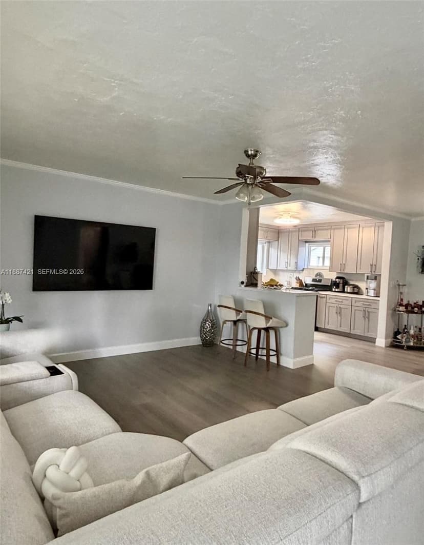 9021 SW 197th St, Cutler Bay FL 33157
