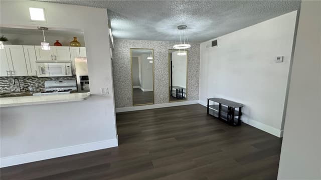 160 NE 203rd Ter # E31, Miami Gardens FL 33179 - Miami Gardens, FL - Photo 4