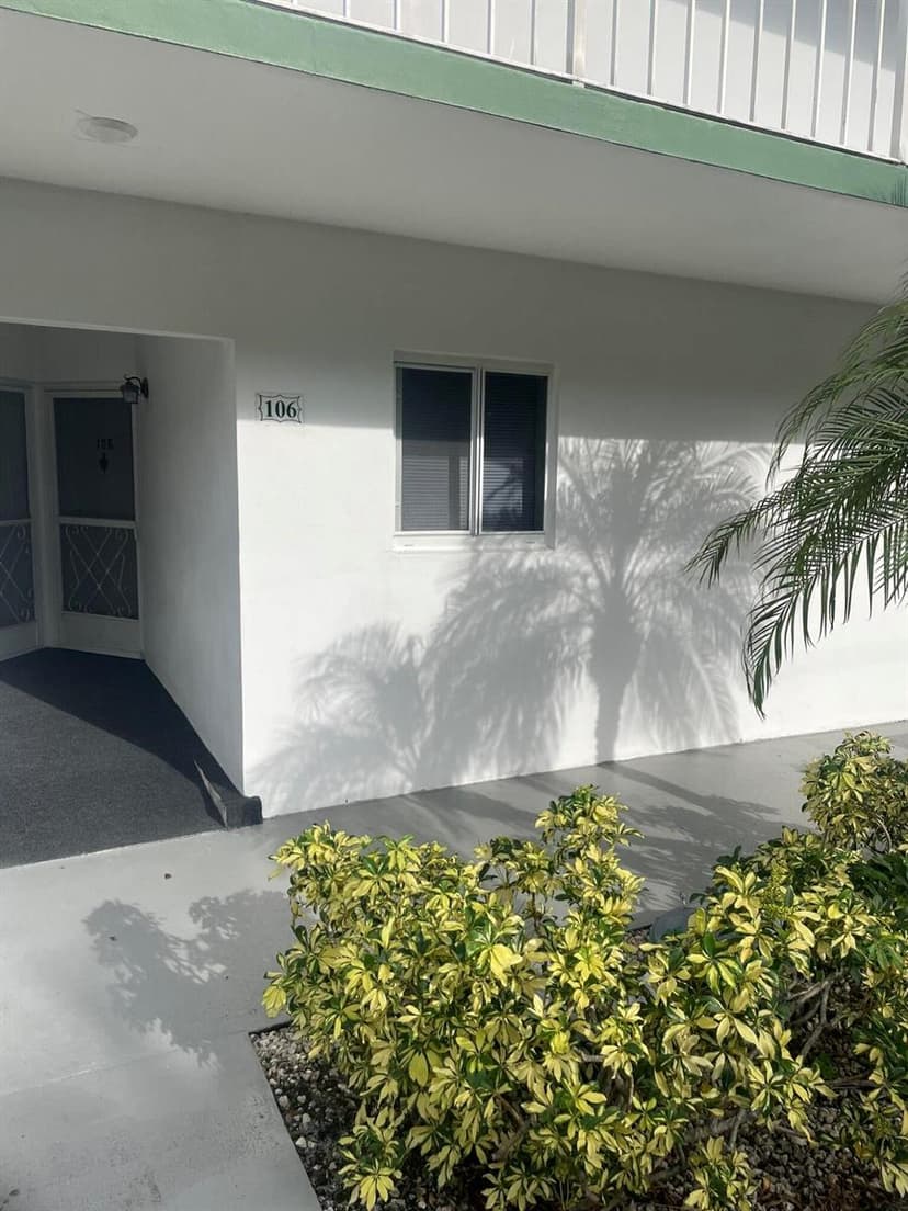 2 Garden Street # 106m, Tequesta FL 33469
