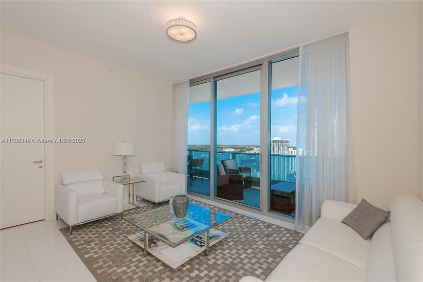 200 Biscayne Boulevard Way # 5109, Miami FL 33131