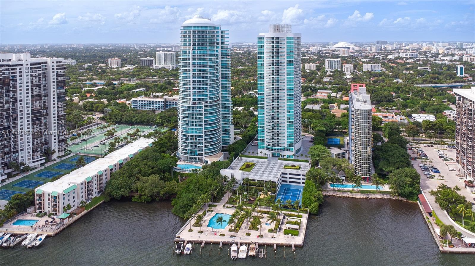 2101 BRICKELL AVENUE # 905, Miami FL 33129