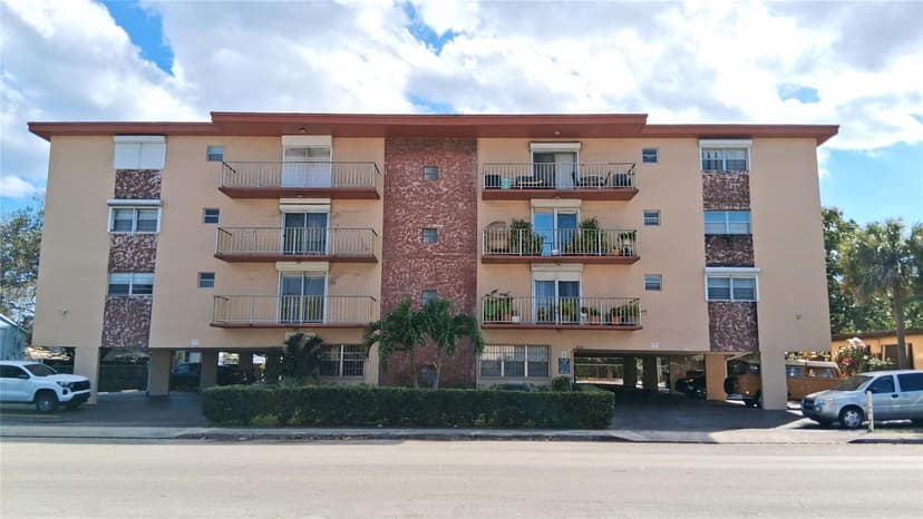 2010 Fillmore Street # 303, Hollywood FL 33020