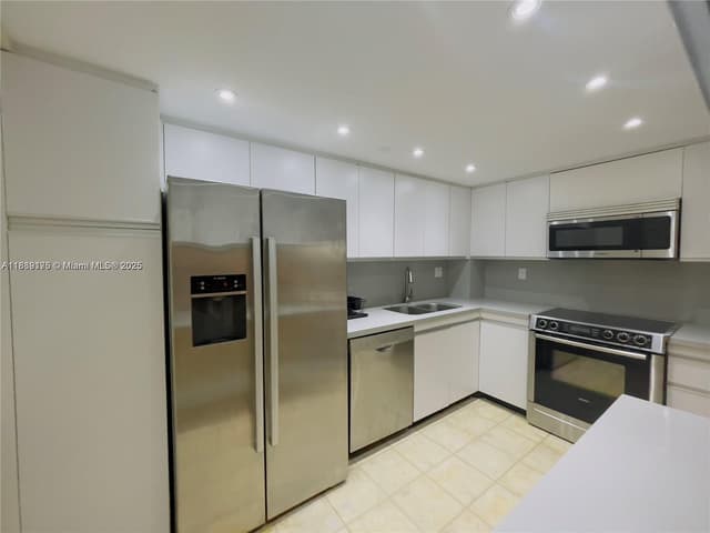 2000 Towerside # 309, Miami FL 33138 - Miami, FL - Photo 2