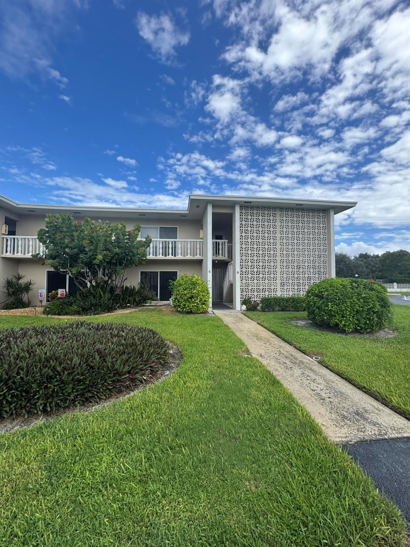90 South Boulevard # 1c, Boynton Beach FL 33435