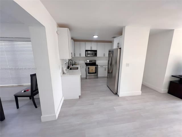 3361 NW 5th Pl, Lauderhill FL 33311 - Lauderhill, FL - Photo 4