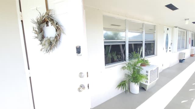 159 Cambridge G, West Palm Beach FL 33417 - West Palm Beach, FL - Photo 2