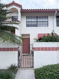 307 Liberty Court, Deerfield Beach FL 33442
