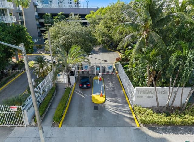 800 N Miami Ave # 209, Miami FL 33136 - Miami, FL - Photo 6