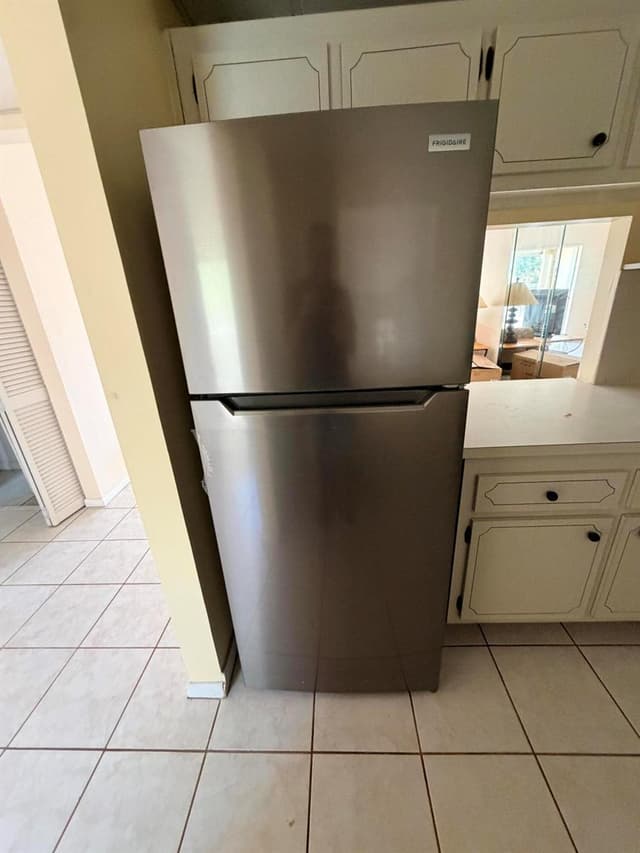 1025 Country Club Drive # 301, Margate FL 33063 - Margate, FL - Photo 3