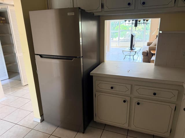 1025 Country Club Drive # 301, Margate FL 33063 - Margate, FL - Photo 4