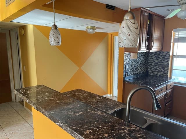 1025 Country Club Drive # 407, Margate FL 33063 - Margate, FL - Photo 6