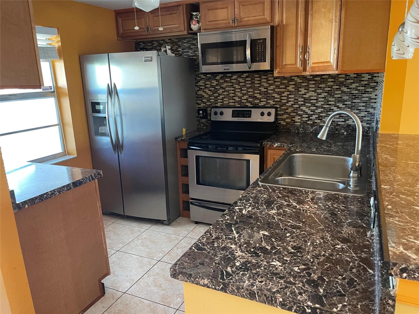 1025 Country Club Drive # 407, Margate FL 33063 - Margate, FL - Photo 1
