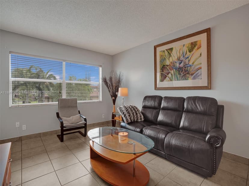 3506 NW 49th Ave # 508, Lauderdale Lakes FL 33319