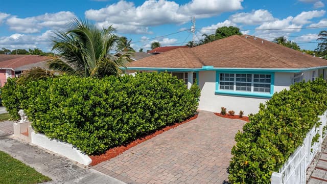 951 Green Street, West Palm Beach FL 33405 - West Palm Beach, FL - Photo 6
