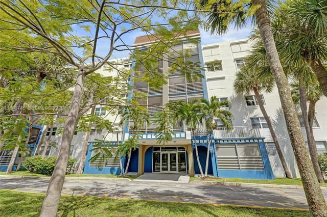 501 E Dania Beach Blvd # 1G, Dania Beach FL 33004 - Dania Beach, FL - Photo 2