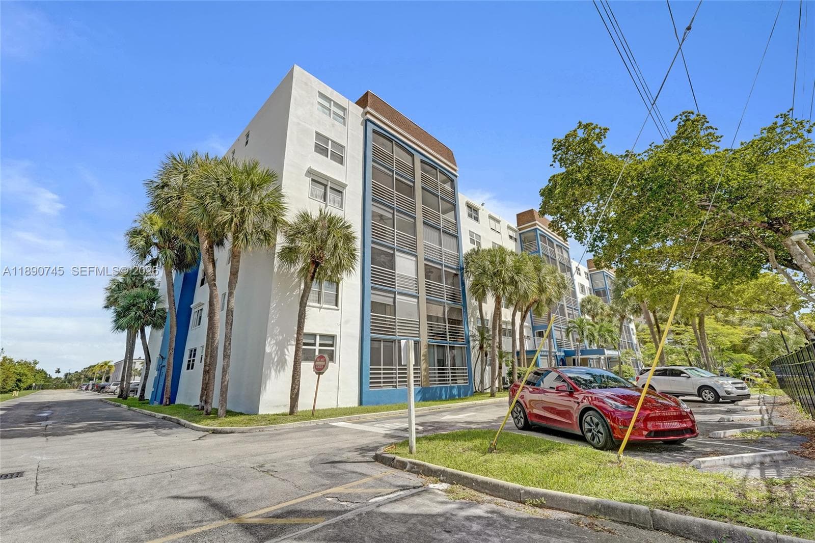 501 E Dania Beach Blvd # 1G, Dania Beach FL 33004 - Dania Beach, FL - Photo 1