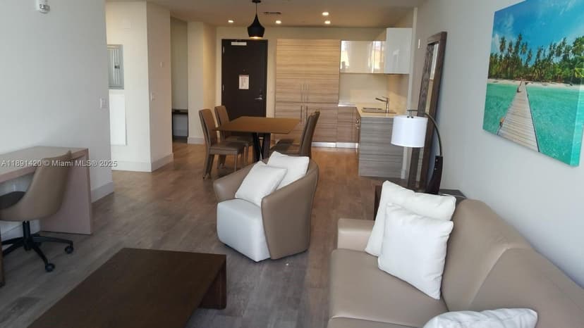 777 N OCEAN DRIVE # N229, Hollywood FL 33019