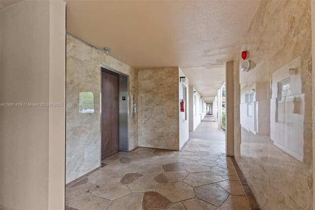 1251 SW 125th Ave # 211T, Pembroke Pines FL 33027 - Pembroke Pines, FL - Photo 3