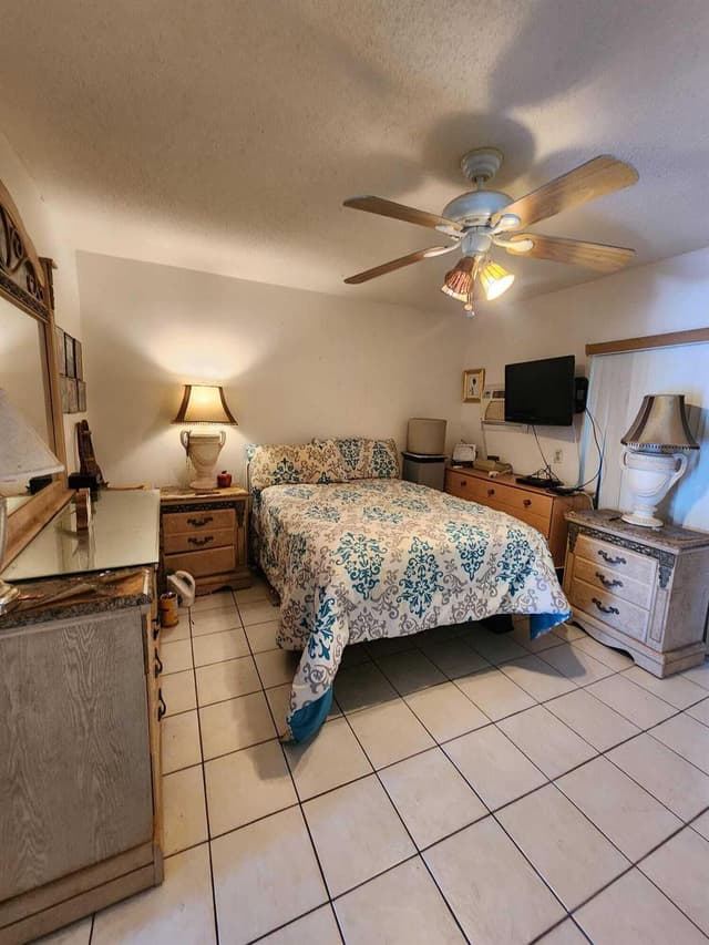 165 Camden G, West Palm Beach FL 33417 - West Palm Beach, FL - Photo 6
