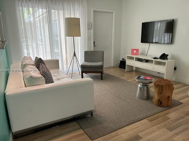 1816 Meridian Ave # 18, Miami Beach FL 33139 - Miami Beach, FL - Photo 4