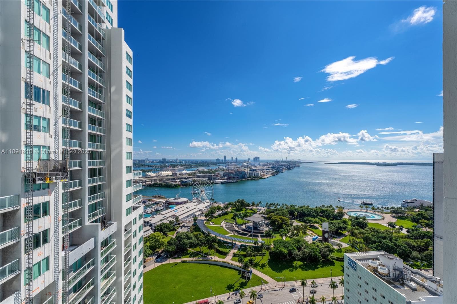 253 NE 2nd St # 3203, Miami FL 33132 - Miami, FL - Photo 1