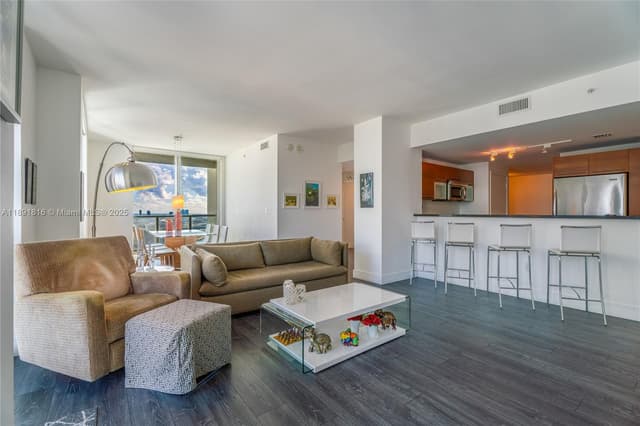 253 NE 2nd St # 3203, Miami FL 33132 - Miami, FL - Photo 4