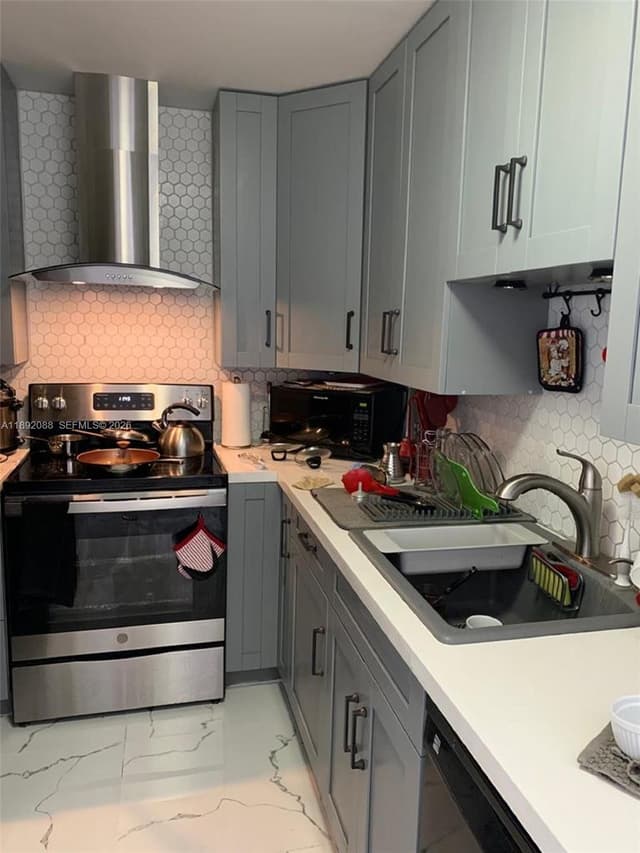 4675 W 18th Ct # 1011, Hialeah FL 33012 - Hialeah, FL - Photo 4