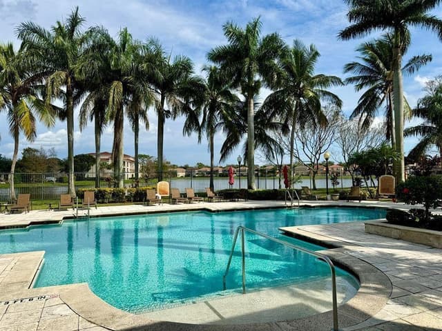 4101 San Marino Boulevard # 108, West Palm Beach FL 33409 - West Palm Beach, FL - Photo 2
