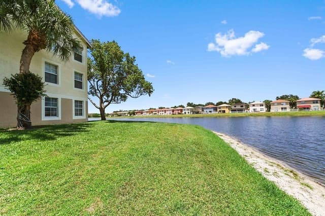 4101 San Marino Boulevard # 108, West Palm Beach FL 33409 - West Palm Beach, FL - Photo 4