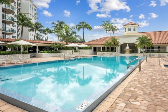 20000 E Country Club Dr, Aventura FL 33180 - Aventura, FL - Photo 7