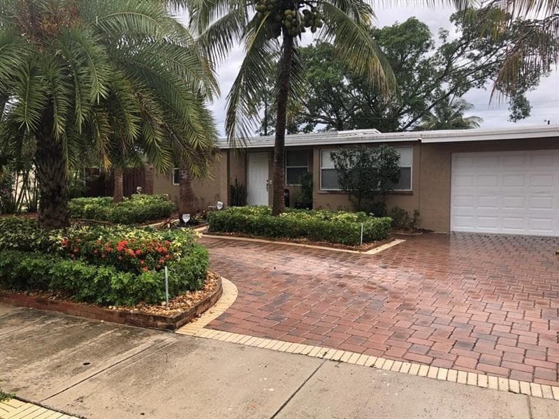 5273 NE 17th Avenue, Pompano Beach FL 33064