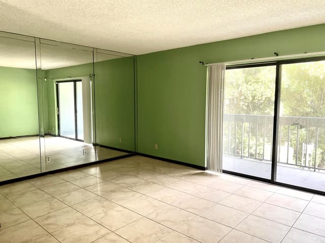2000 N Congress Avenue # 206, West Palm Beach FL 33401 - West Palm Beach, FL - Photo 4