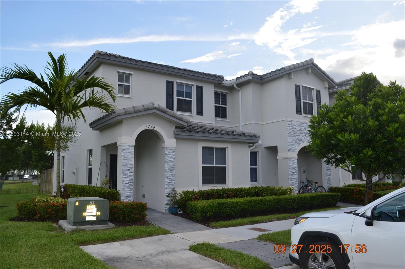 2744 SE 19th St, Homestead FL 33035 - Homestead, FL - Photo 1